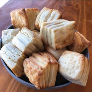 Bizcocho Hojaldrados  de manteca Congelados Fasty 500 Gr