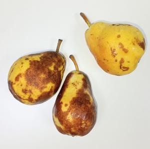 Pera x 1kg (2DA SELECCION - GOLPES)